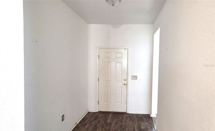 Image No.4-3 Bed House for sale