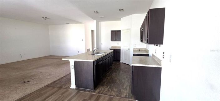 Image No.6-3 Bed House for sale