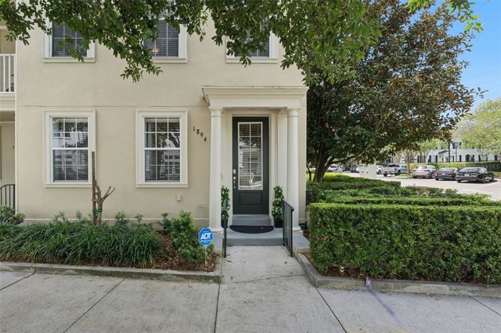 Image No.2-3 Bed Townhouse for sale