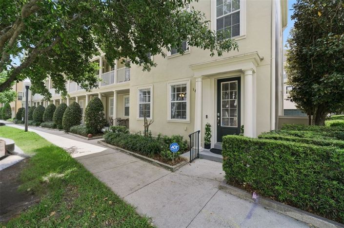 Image No.3-3 Bed Townhouse for sale