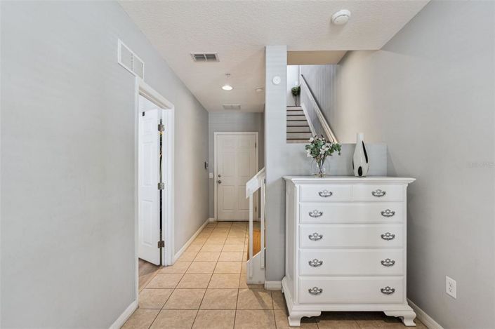 Image No.6-3 Bed Townhouse for sale