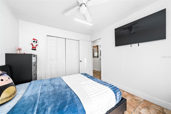 Image No.19-3 Bed House for sale