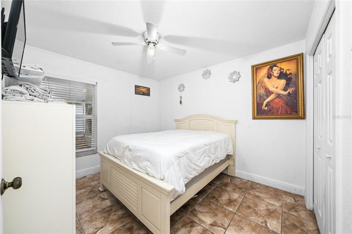 Image No.20-3 Bed House for sale