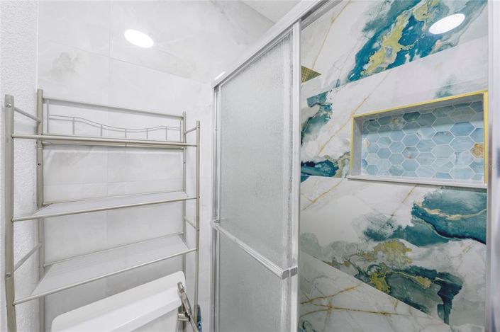 Image No.36-3 Bed House for sale