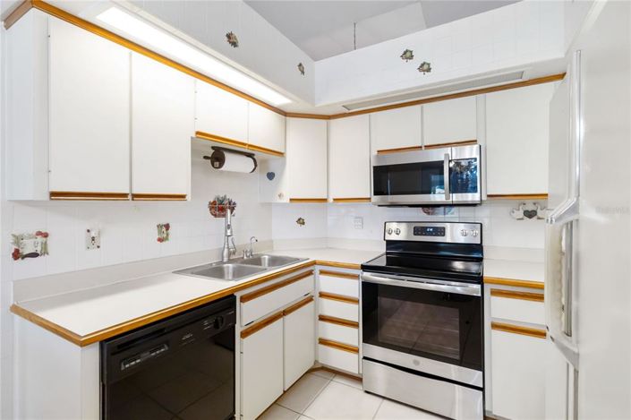 Image No.12-3 Bed House for sale