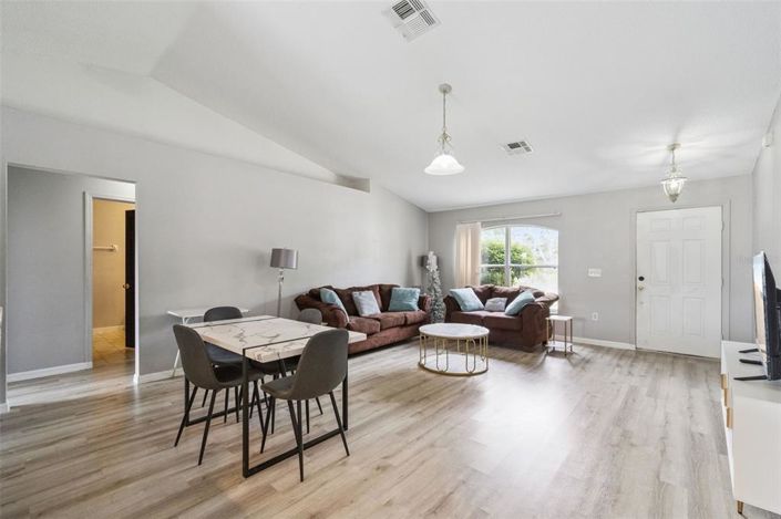 Image No.4-3 Bed House for sale