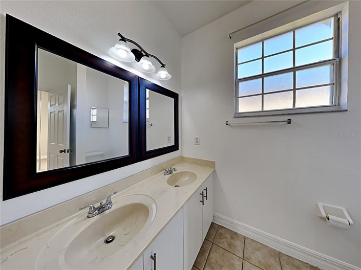 Image No.9-Maison de 3 chambres à vendre à Saint John