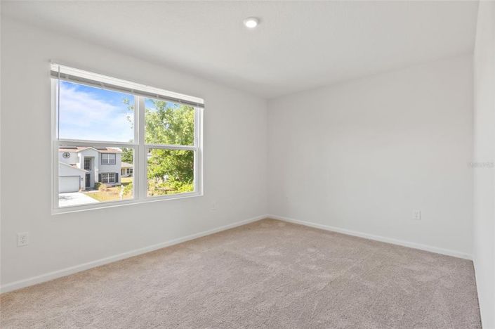 Image No.17-4 Bed House for sale