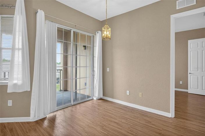 Image No.17-Appartement de 2 chambres à vendre à Saint John