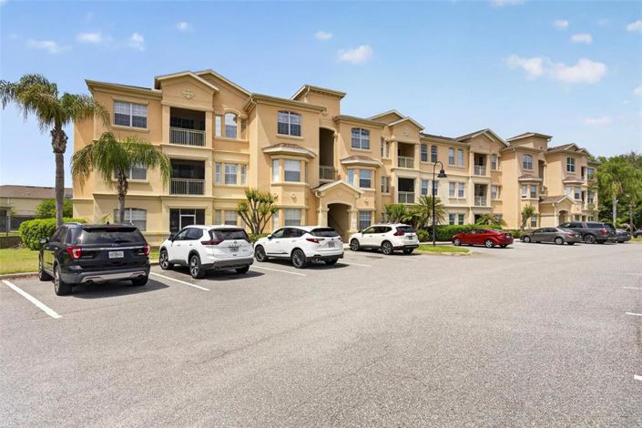 Image No.2-Appartement de 2 chambres à vendre à Saint John