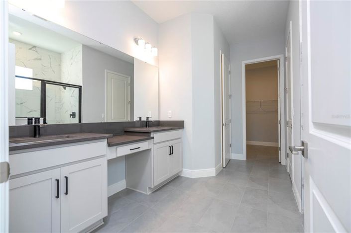 Image No.18-5 Bed House for sale