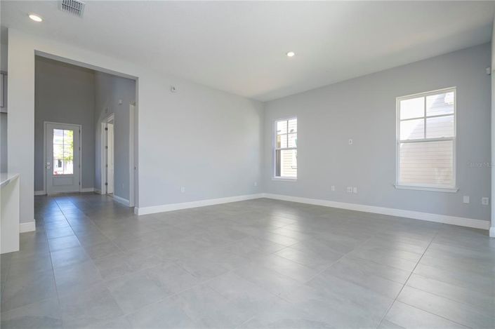 Image No.30-5 Bed House for sale