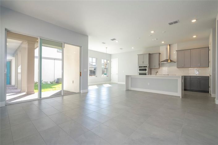 Image No.33-5 Bed House for sale