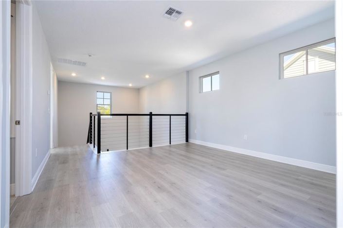 Image No.44-5 Bed House for sale