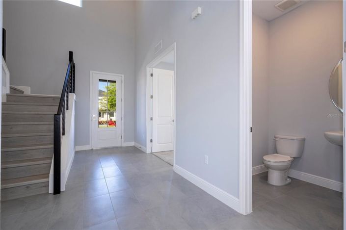 Image No.6-5 Bed House for sale