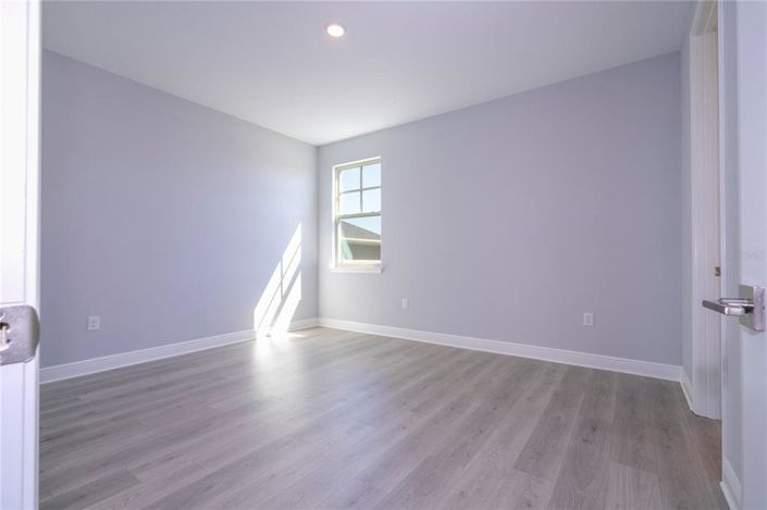 Image No.60-5 Bed House for sale