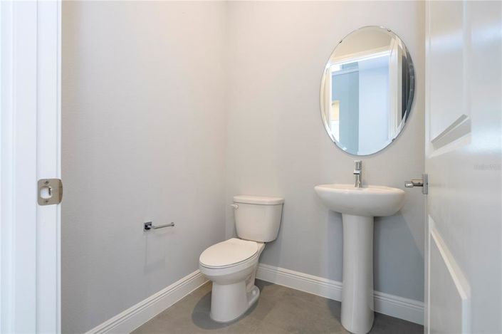 Image No.7-5 Bed House for sale