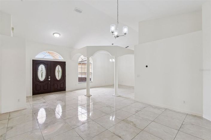 Image No.26-4 Bed House for sale
