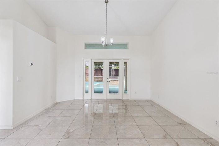 Image No.5-4 Bed House for sale