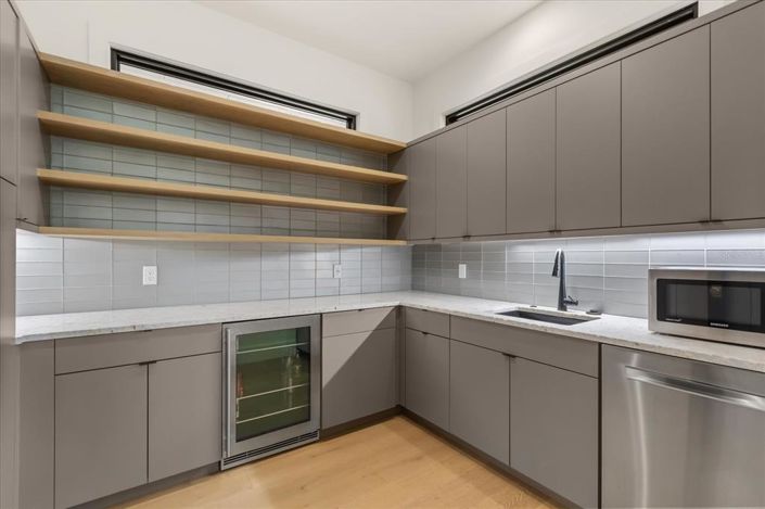 Image No.47-4 Bed House for sale