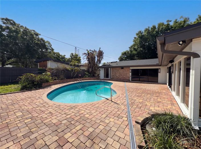 Image No.37-4 Bed House for sale