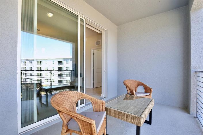 Image No.35-2 Bed Apartment for sale