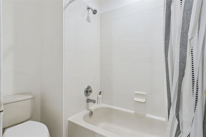 Image No.25-5 Bed House for sale