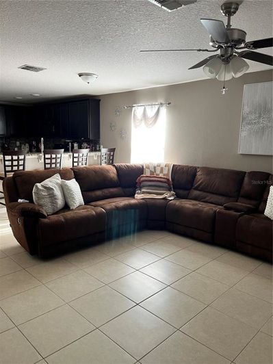 Image No.10-4 Bed House for sale