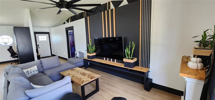 Image No.12-4 Bed House for sale