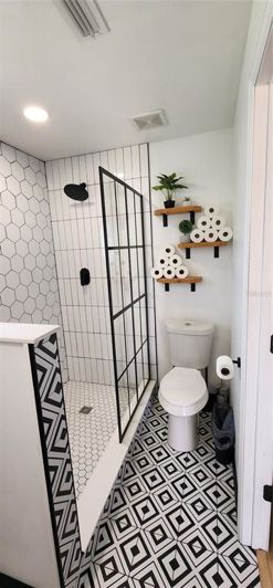 Image No.19-4 Bed House for sale