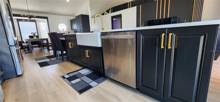 Image No.5-4 Bed House for sale