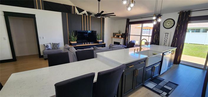 Image No.6-4 Bed House for sale