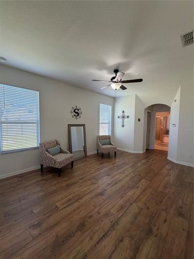 Image No.7-4 Bed House for sale