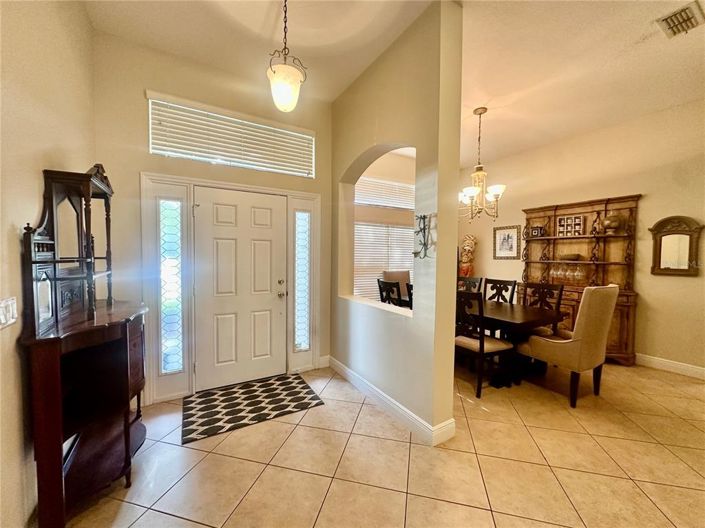 Image No.10-4 Bed House for sale