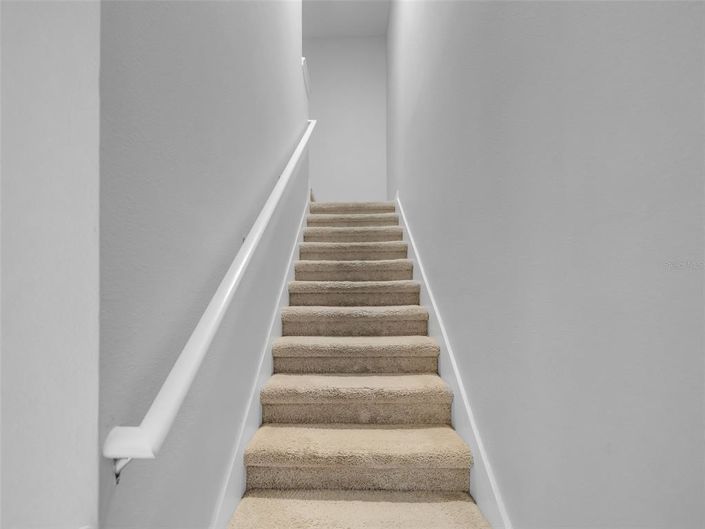 Image No.8-3 Bed Townhouse for sale