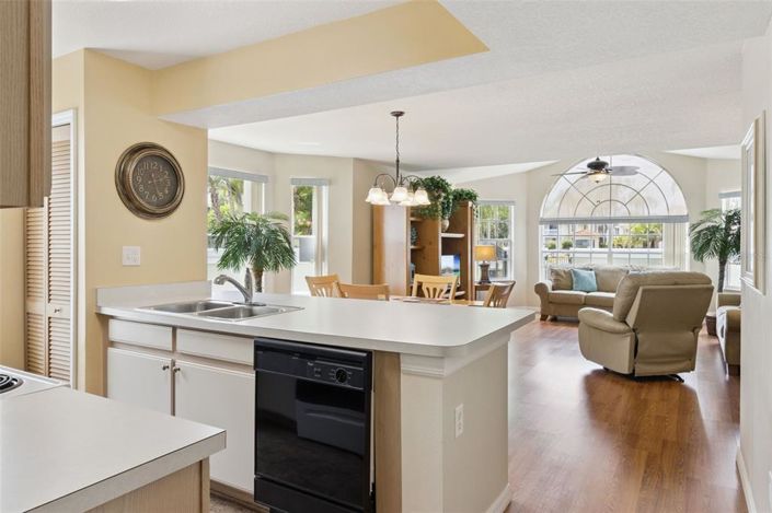 Image No.12-Appartement de 4 chambres à vendre à Saint John