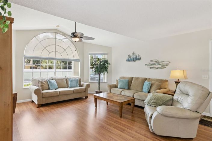 Image No.4-Appartement de 4 chambres à vendre à Saint John