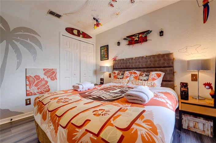 Image No.60-4 Bed Townhouse for sale