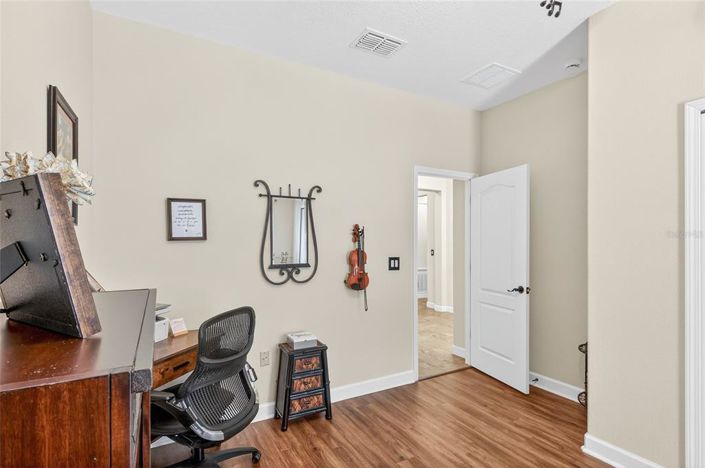 Image No.31-3 Bed House for sale