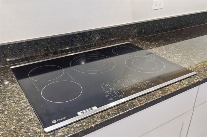 Image No.14-4 Bed House for sale