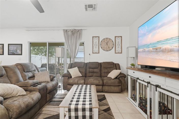 Image No.9-Maison de ville de 3 chambres à vendre à Saint John