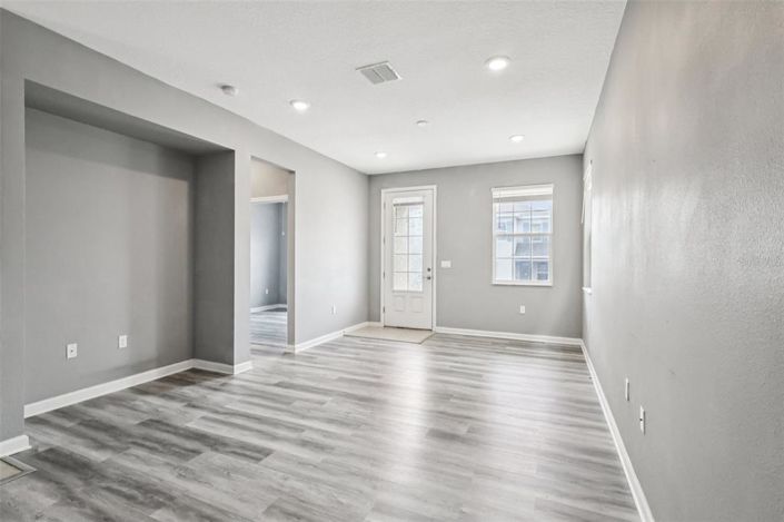 Image No.8-Maison de 5 chambres à vendre à Saint John