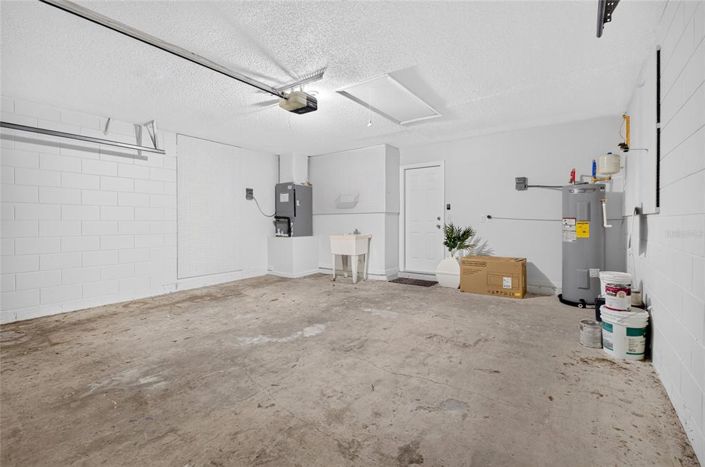 Image No.16-4 Bed House for sale