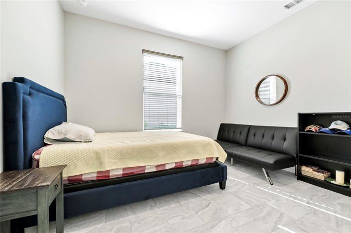 Image No.30-2 Bed House for sale