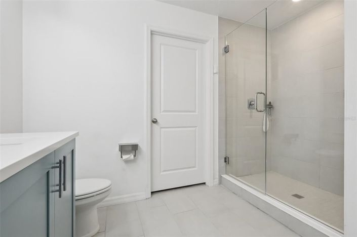 Image No.18-5 Bed House for sale