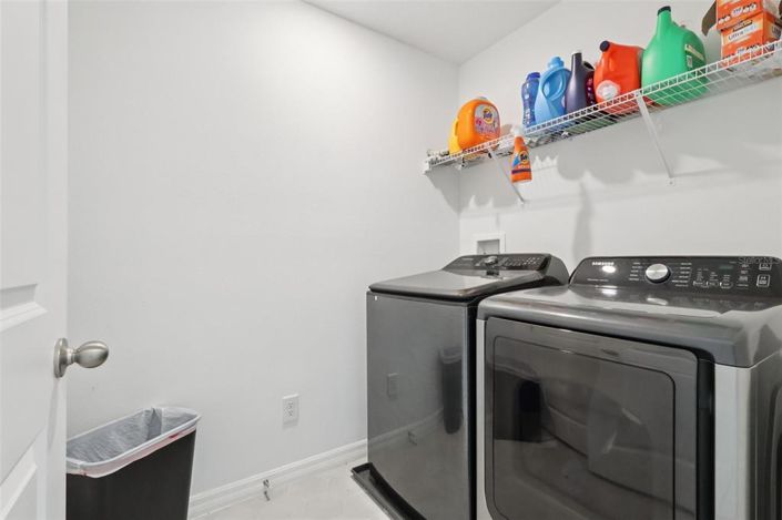 Image No.20-5 Bed House for sale