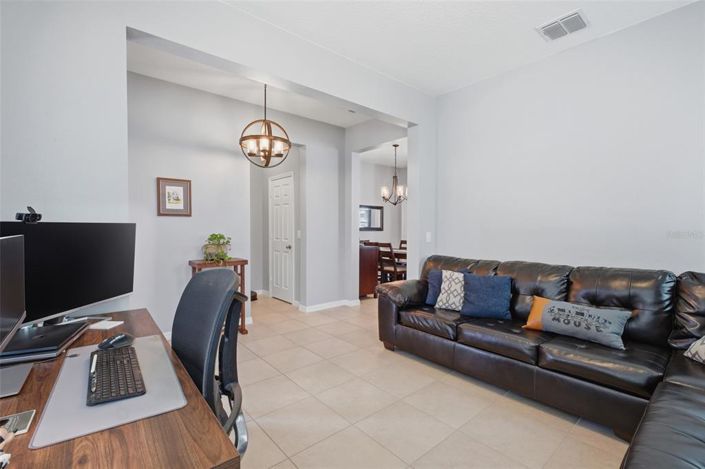 Image No.8-3 Bed Townhouse for sale