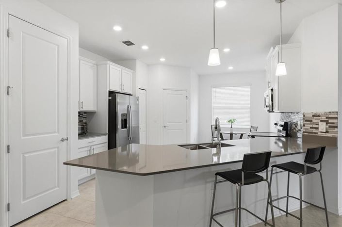 Image No.2-Maison de 4 chambres à vendre à Saint John