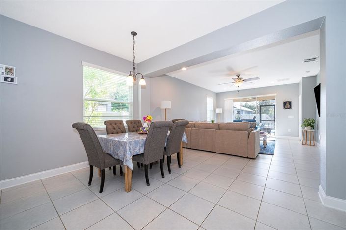 Image No.10-4 Bed House for sale