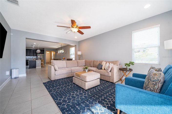 Image No.15-4 Bed House for sale